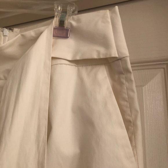 COPY - Crisp white Banana Republic pleated skirt … - Picture 3 of 5